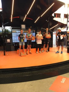 Eleonora Calvi ritira il settimo premio per la competizione Team